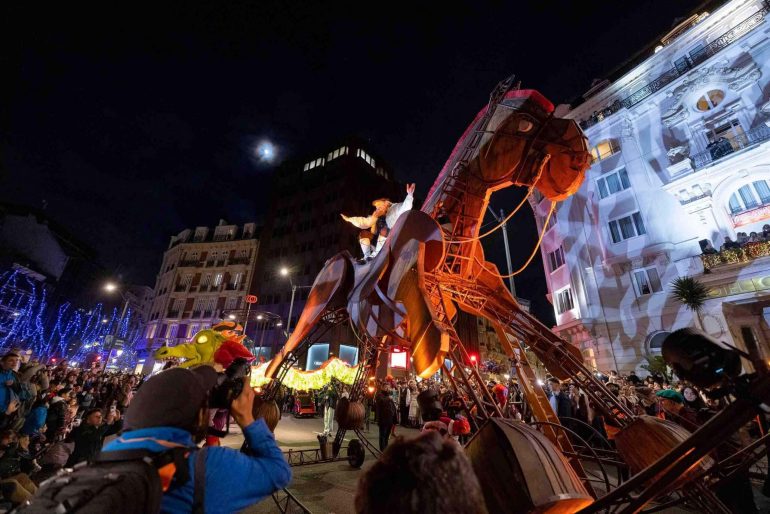 Olentzero y Mari Domingi en Bilbao 2025